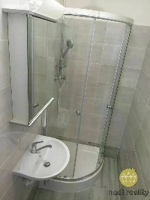Prodej bytu 1+kk 28 m² Hvozdíková, Praha - Záběhlice