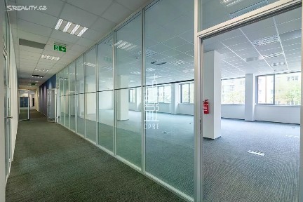 Pronájem kanceláře 868 m² Budějovická, Praha - Michle