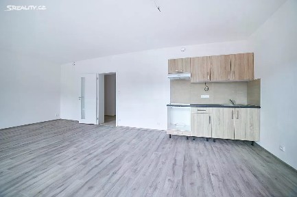 Plzeň, Plzeň-město, Východní Předměstí, Železniční, 2