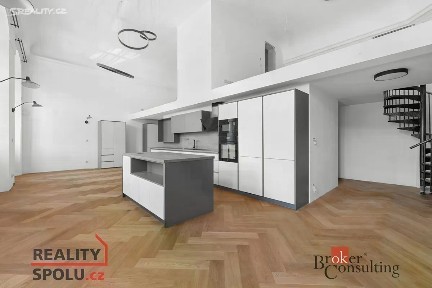 Jince, Příbram, Slavíkova