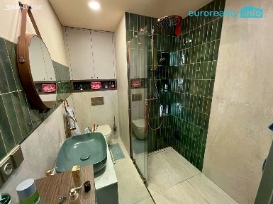 Prodej bytu 3+kk 92 m² Sedlecká, Karlovy Vary - Rybáře