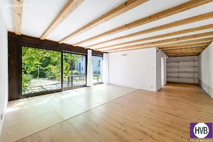 Prodej komerční nemovitosti 225 m² Nad motolskou nemocnicí, Praha - Břevnov