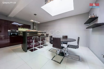 Horoměřice, Praha-západ, T. G. Masaryka