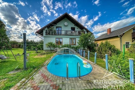 Prodej rodinného domu 144 m², pozemek 807 m² Červené Janovice - Zhoř