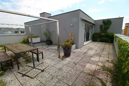 Praha, Praha 9, Prosek, Trmická, 3