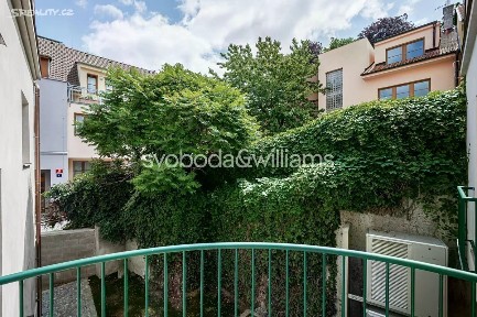 Prodej bytu 5+kk 184 m² Nad hradním vodojemem, Praha - Střešovice