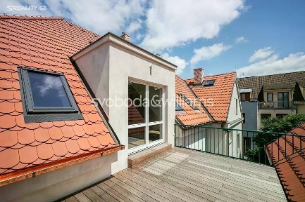 Prodej bytu 5+kk 213 m² Nad hradním vodojemem, Praha - Střešovice