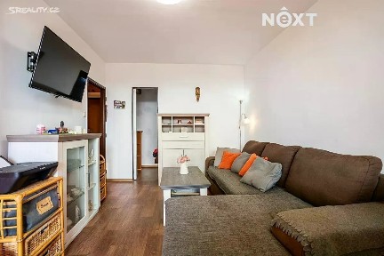 Praha, Praha 9, Černý Most, Vlčkova, 1