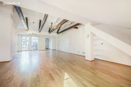 Prodej bytu atypický 256 m² Vítězná, Praha - Malá Strana