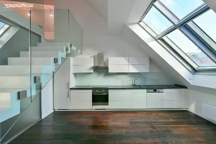 Praha, Praha 1, Nové Město, Navrátilova, 16