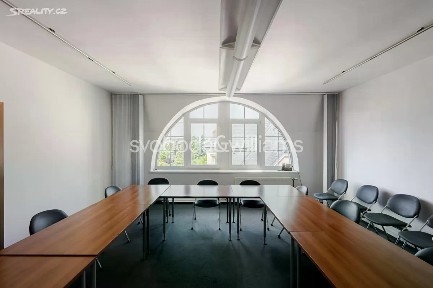 Pronájem kanceláře 371 m² Nad Kazankou, Praha - Troja