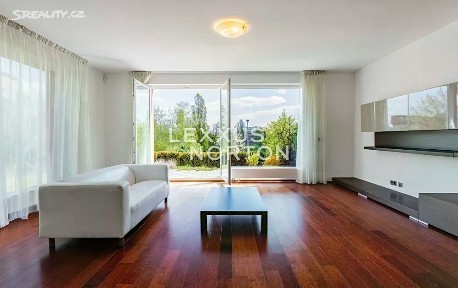 Pronájem rodinného domu 219 m², pozemek 509 m² Štiplova, Praha - Dejvice