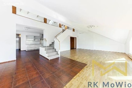Pronájem bytu 6 pokojů a více 290 m² Psohlavců, Praha - Braník