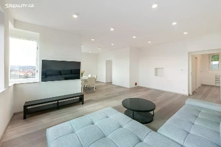 Pronájem bytu 3+1 115 m² Perucká, Praha - Vinohrady