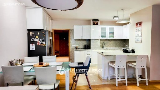 Zlín, Tyršovo nábřeží