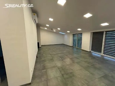 Pronájem bytu 2+kk 110 m² Obránců míru, Ostrava - Vítkovice