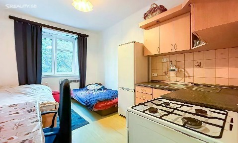 Praha, Praha 6, Bubeneč, Podbabská