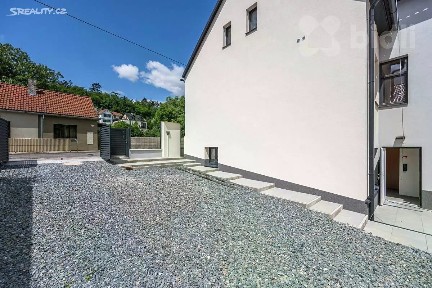 Prodej bytu 3+1 67 m² Žitavského, Praha - Zbraslav