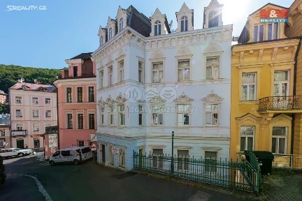 Prodej bytu 3+kk 72 m² Zámecký vrch, Karlovy Vary