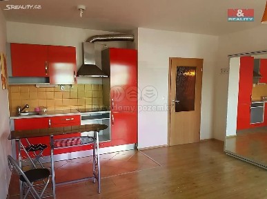 Praha, Praha 10, Horní Měcholupy, Boloňská, 5