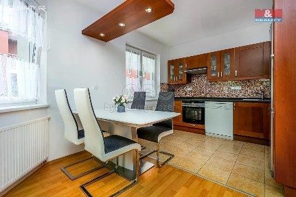 Prodej bytu 3+kk 85 m² U Hostína, Úvaly