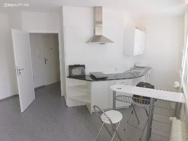 Praha, Praha 9, Prosek, Veltruská, 5