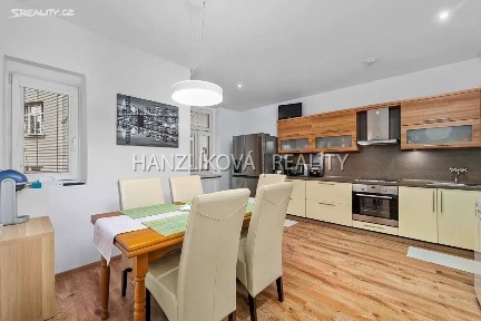 Prodej bytu 3+1 120 m² Mánesova, České Budějovice - České Budějovice 6