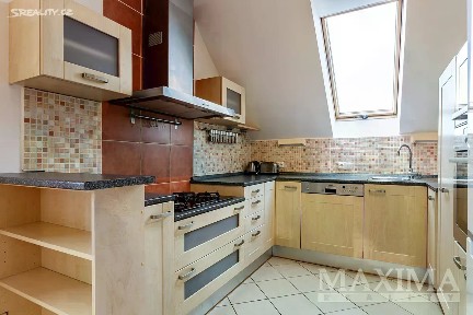 Pronájem bytu 3+kk 90 m² Vamberská, Praha - Letňany