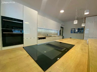 Prodej bytu 4+kk 112 m² Pod Vinohrady, Troubsko