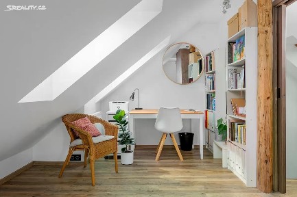 Prodej bytu 3+kk 96 m² Na Valech, Liberec - Liberec XIV-Ruprechtice