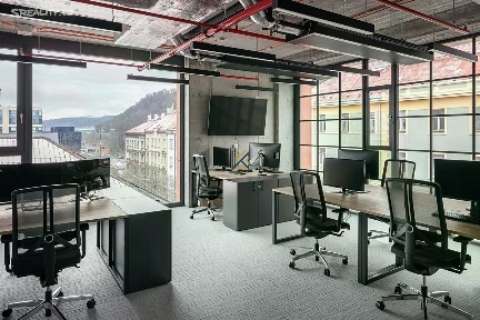 Pronájem kanceláře 300 m² Pernerova, Praha - Karlín