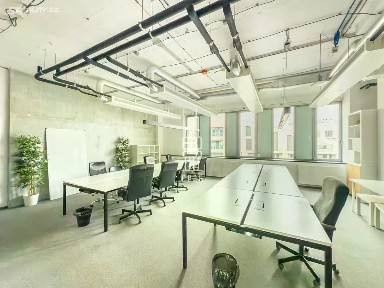 Pronájem kanceláře 317 m² Rohanské nábřeží, Praha - Karlín