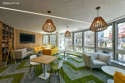 Pronájem kanceláře 1180 m² Plzeňská, Praha - Smíchov