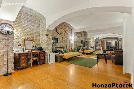 Praha, Praha 2, Nové Město, Dittrichova, 3