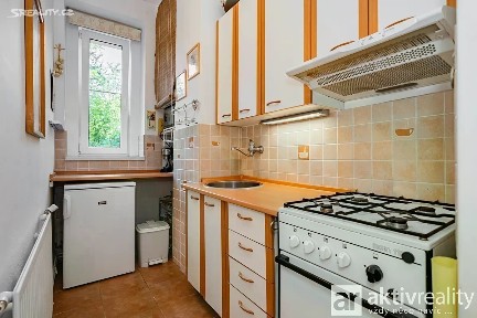 Prodej bytu 1+1 37 m² Vykáňská, Praha - Strašnice