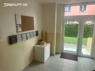 Pronájem bytu 1+kk 19 m² Školní, Kadaň