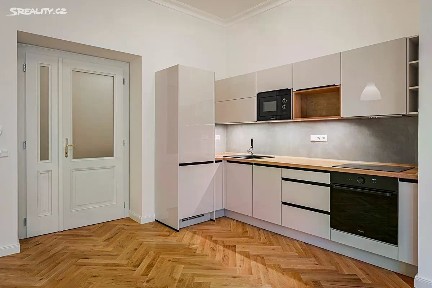 Pronájem bytu 3+kk 83 m² Na střelnici, Praha - Karlín