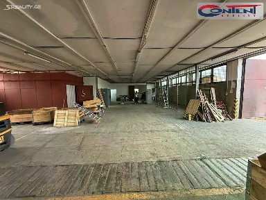 Pronájem výrobní haly, prostoru 785 m² Vzdálená, Praha - Březiněves