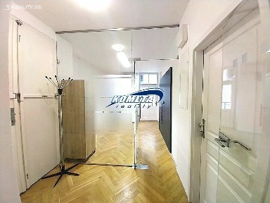 Brno, Brno-město, Jakubské náměstí, 4