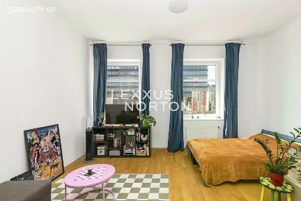 Prodej bytu 1+kk 37 m² Jemnická, Praha - Michle