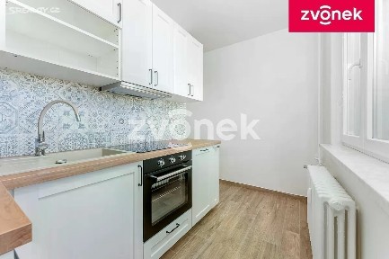 Prodej bytu 3+1 62 m² Hlavní, Otrokovice - Kvítkovice