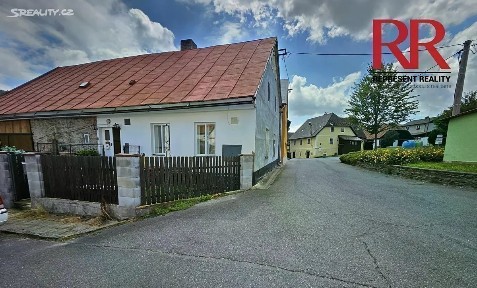 Prodej rodinného domu 150 m², pozemek 206 m² Velhartice