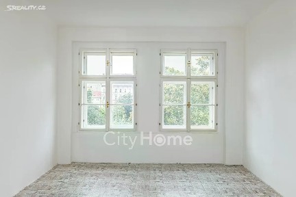 Praha, Praha 8, Karlín, Karlínské náměstí