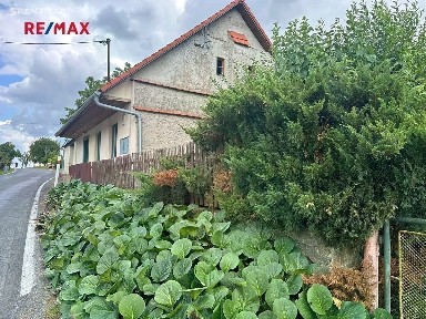 Mlečice, Rokycany, Prašný Újezd