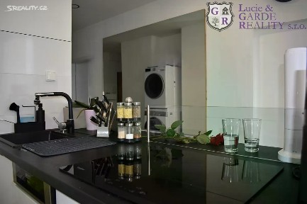 Prodej bytu 2+1 59 m² Fügnerova, Hluboká nad Vltavou