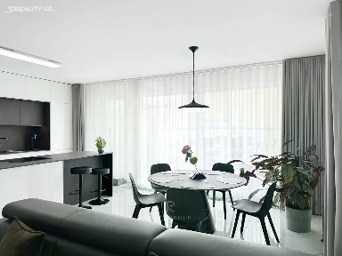Pronájem bytu 3+kk 131 m² Křižíkova, Praha - Karlín