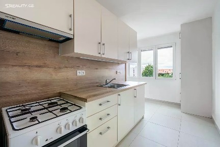 Pronájem bytu 2+1 55 m² Sousedská, Plzeň - Lobzy