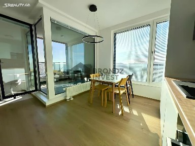 Pronájem bytu 3+kk 80 m² Litoměřická, Praha
