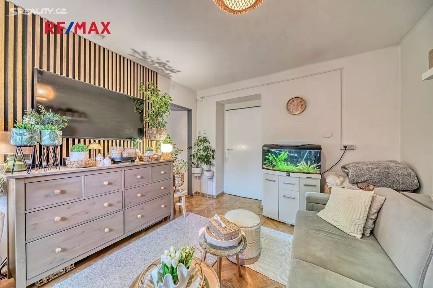 Prodej bytu 2+1 45 m² Kladenská, Přelouč