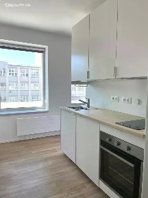 Prodej bytu 1+kk 28 m² Lorencova, Zlín